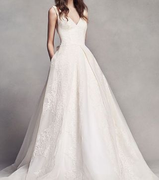 vera-wang-wedding-dresses-264052-1532690075099-image