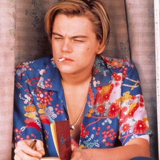 Leonardo dicaprio best sale shirt urban outfitters