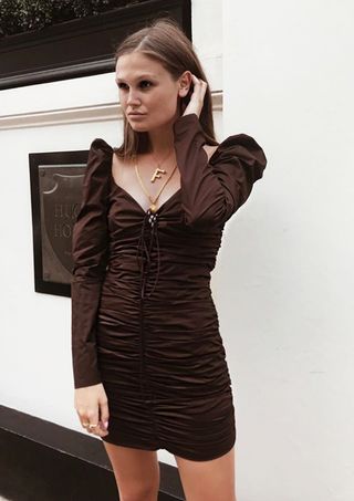 zara-brown-ruched-dress-264640-1533287909317-image
