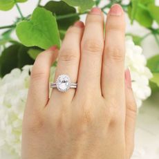 oval-halo-engagement-rings-264648-1533515485855-square