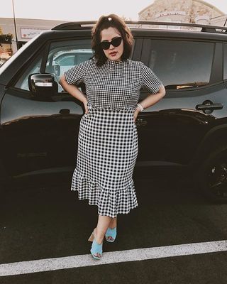 50s-inspired-outfits-264957-1533772475196-image