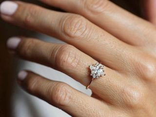 marquise-engagement-rings-265150-1534099329673-main