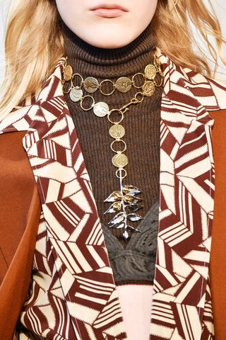aw-18-fashion-trends-the-only-looks-you-need-to-know-2932050