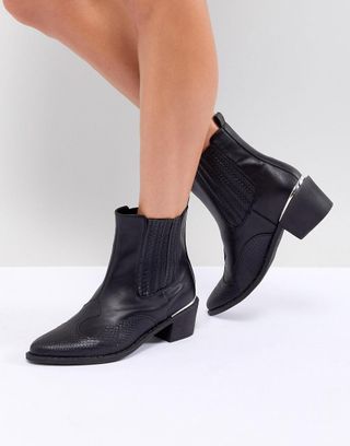 Missguided + Western Ankle Boot