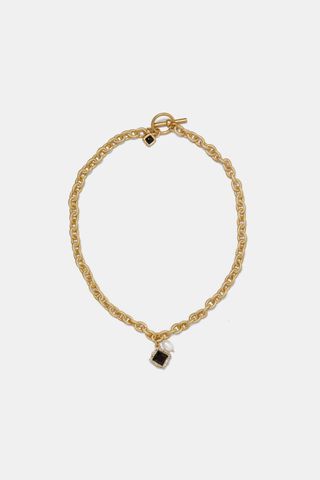 Zara + Chain With Pendant