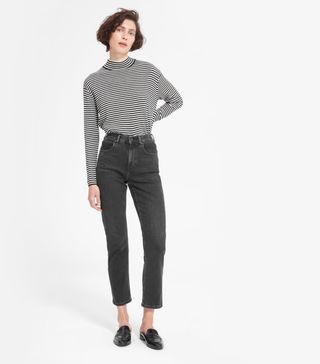 Everlane + The Cheeky Straight Jeans in Washed Black