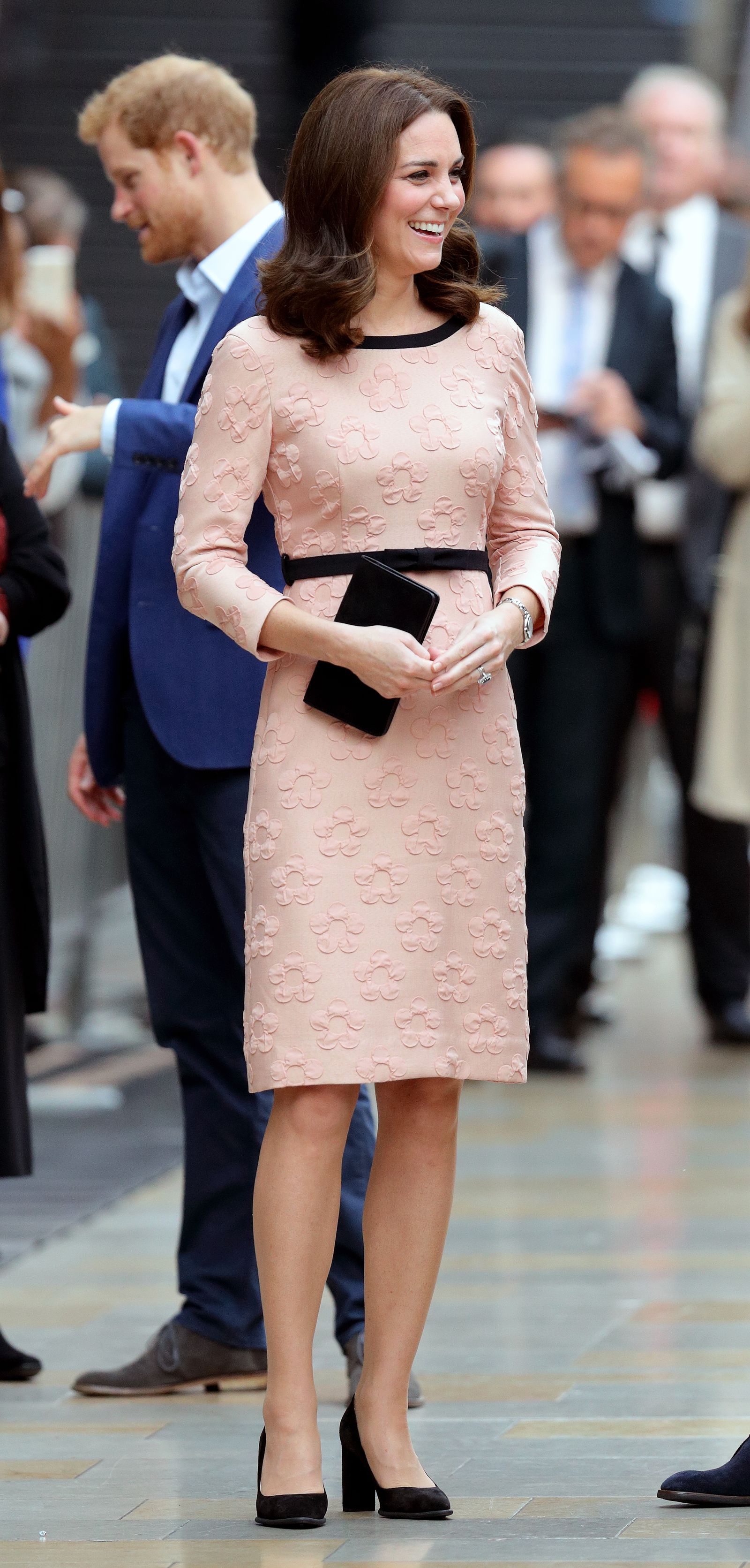 Kate Middleton Wears Non-Slip Tights to Keep Shoes in Place | Who What Wear