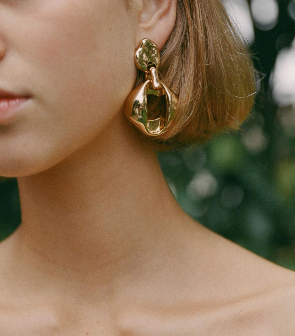 Take a Look at the 3 Latest Jewelry Trends to Know Who What Wear