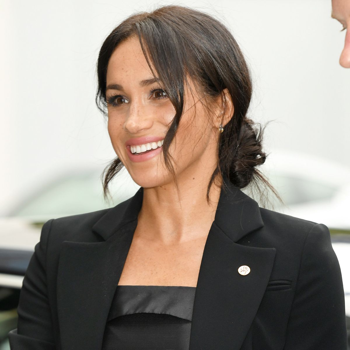 Meghan Markle Pantsuit Outfit | Who What Wear