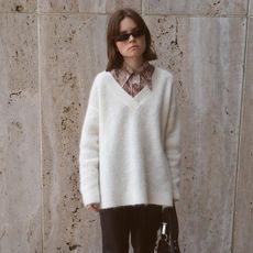 cozy-sweater-outfits-267692-1536946371565-square