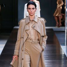 burberry-runway-show-ss19-267723-1537223974252-square