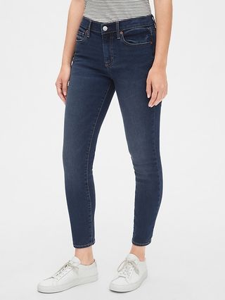 Gap + Soft Wear Mid Rise True Skinny Ankle Jeans