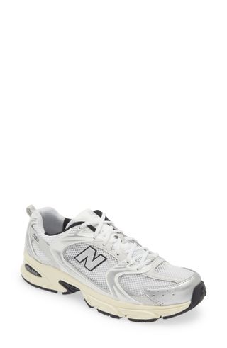 New Balance + 530 Sneaker