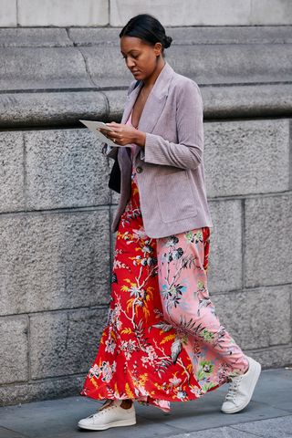 london-fashion-week-street-style-spring-2019-267823-1537291795397-image