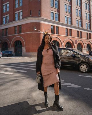 how-to-wear-chelsea-boots-267849-1700054995732-main
