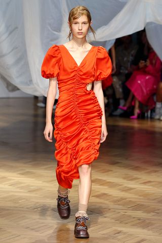 ruched-dress-trend-268012-1537273362271-image