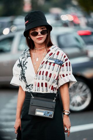 milan-fashion-week-street-style-spring-2019-268190-1537568702351-image