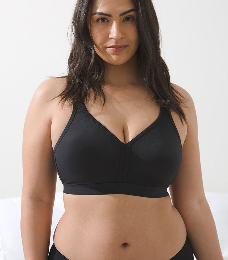 These Are the Best Wireless Bras for Women With Big Busts Who What Wear