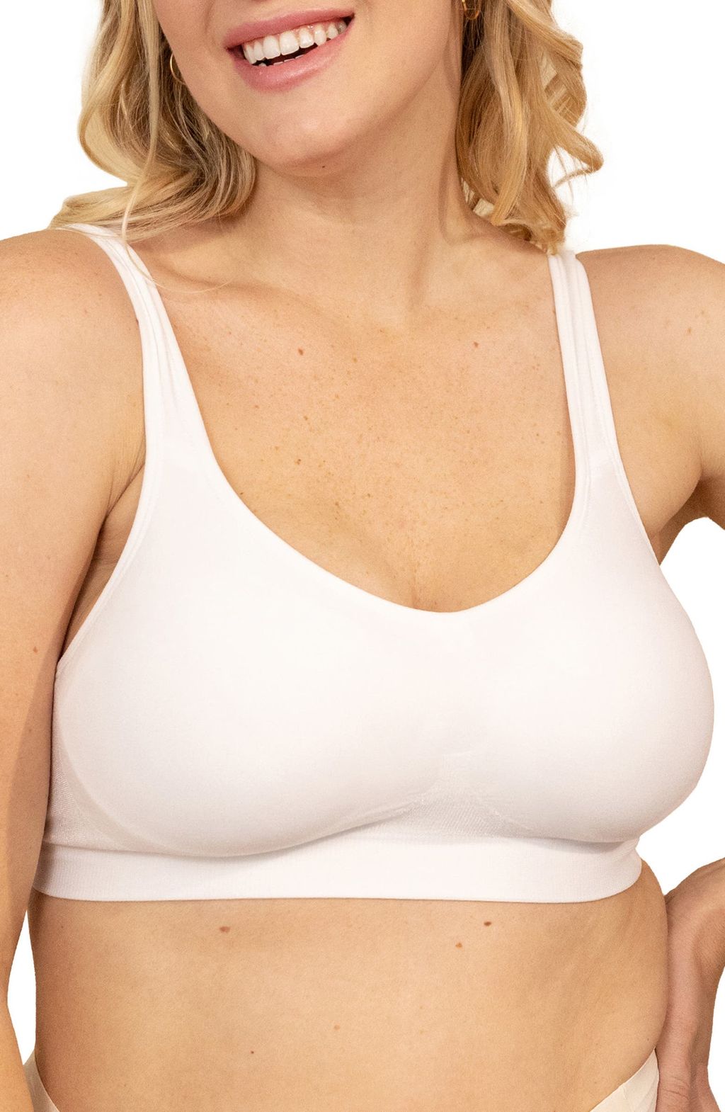These Are the Best Wireless Bras for Women With Big Busts Who What Wear