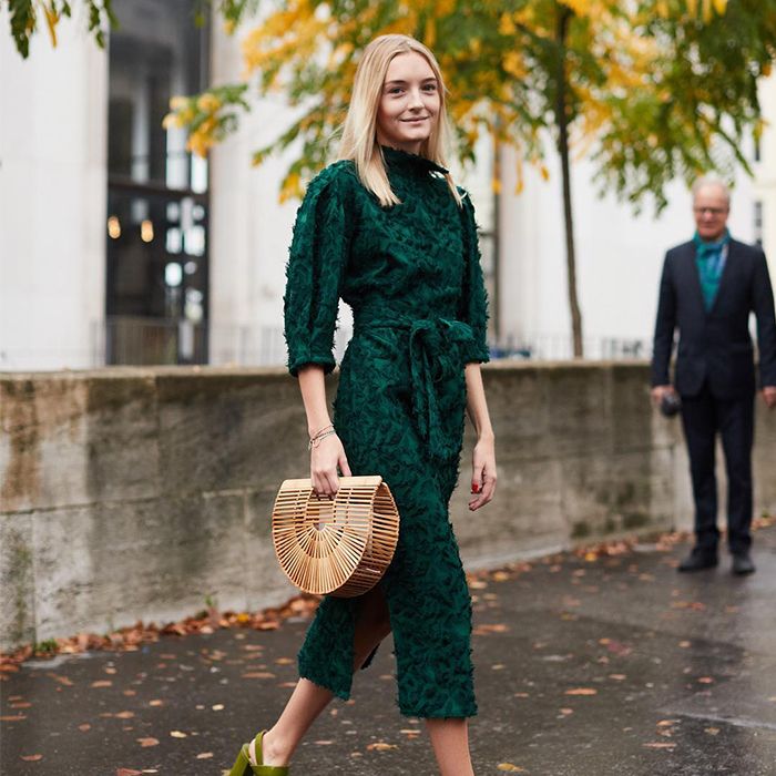 The Dress That Works for Any Holiday Party | Who What Wear