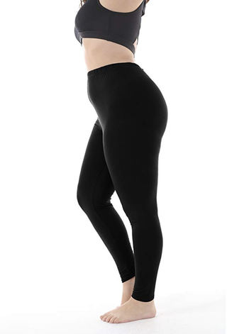 ZERDOCEAN Women's Plus Size Lightweight Printed Capri Leggings