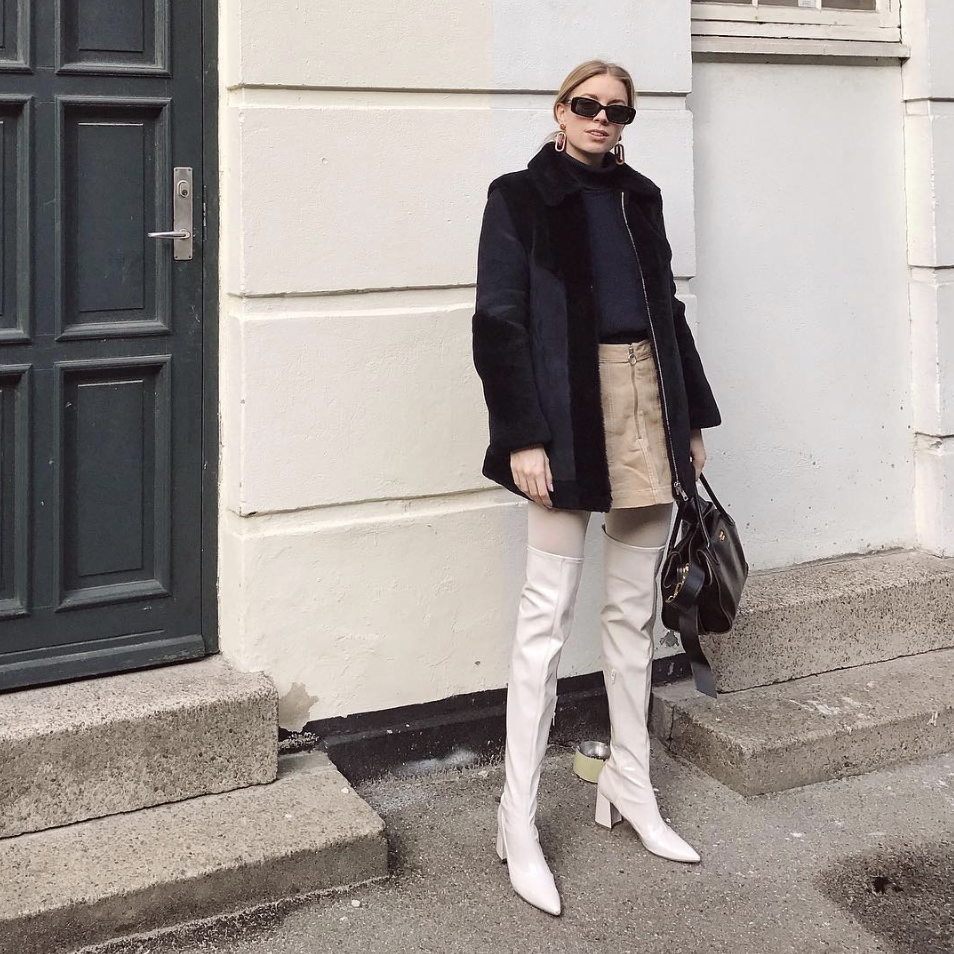 Wear These Winter Tights Outfits All Season Long