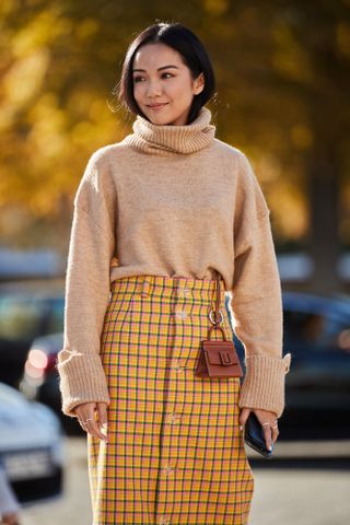skirt-sweater-outfits-269437-1538801634450-image