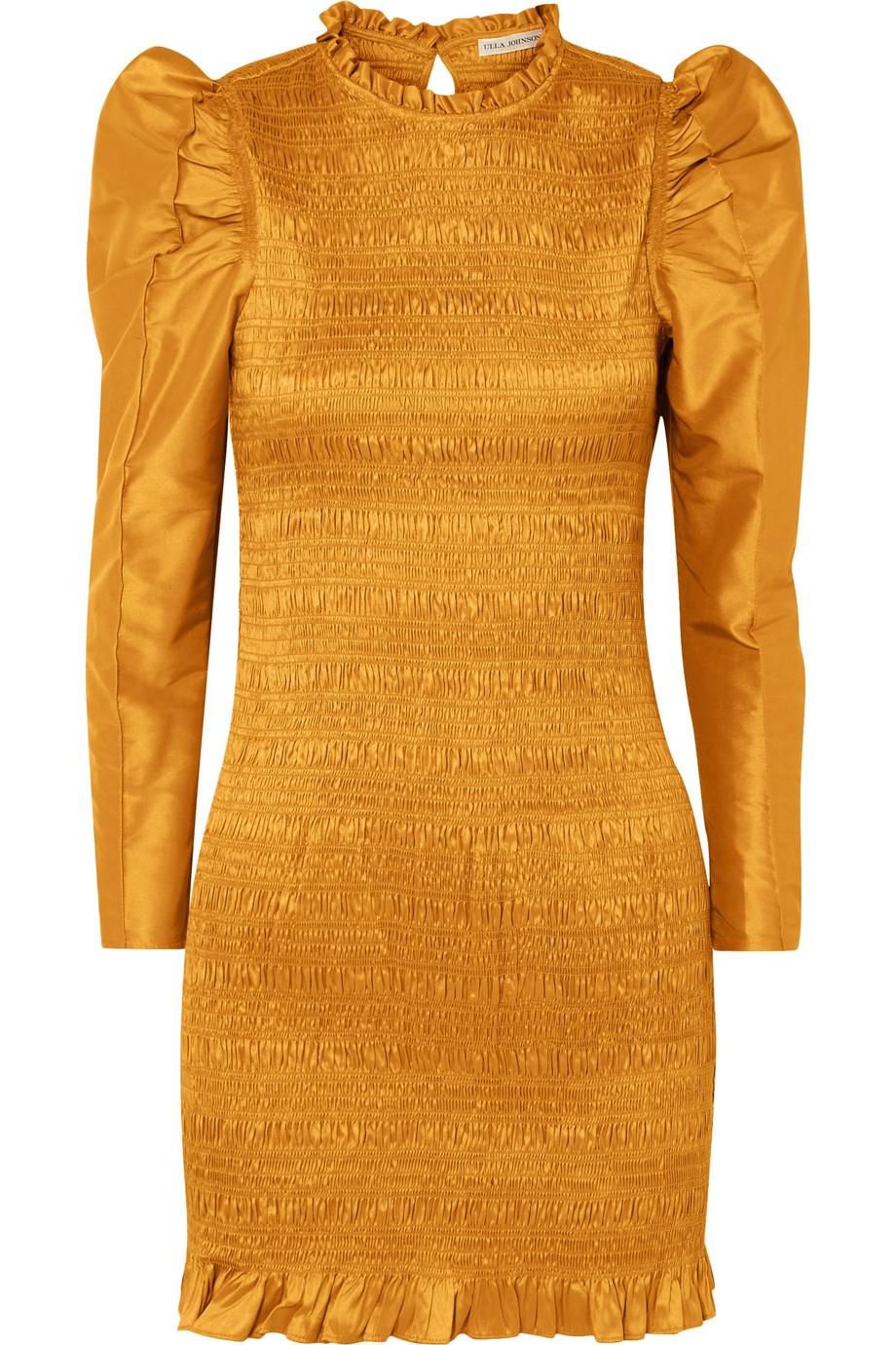 How to Pack a Dress So It Doesn't Wrinkle Who What Wear