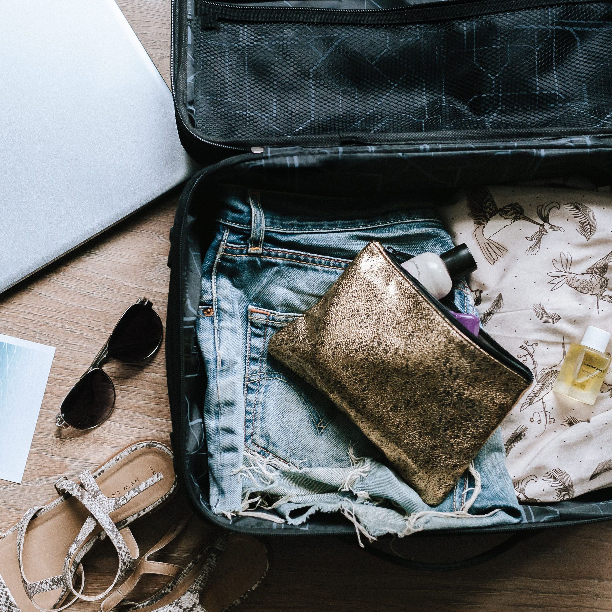 How to Pack a Dress So It Doesn't Wrinkle | Who What Wear