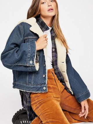 Levi's + Made & Crafted Cropped Sherpa Trucker Jacket