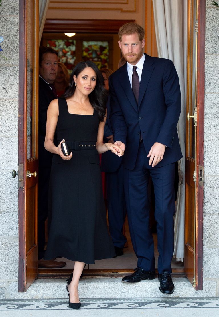 8 Photogenic Tricks Meghan Markle Always Uses | Who What Wear