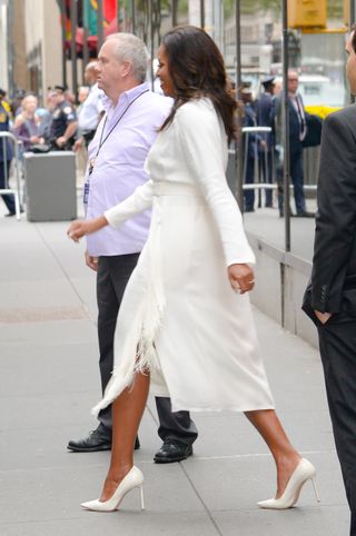 michelle-obama-white-dress-269923-1539282425160-image