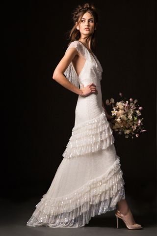 unconventional-wedding-dress-trends-270027-1539361194564-image