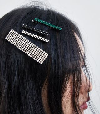 Zara + Pack of Sparkly Barrettes