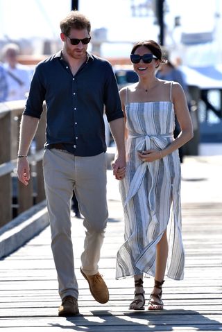 meghan-markle-australia-tour-outfits-270227-1540203203540-image