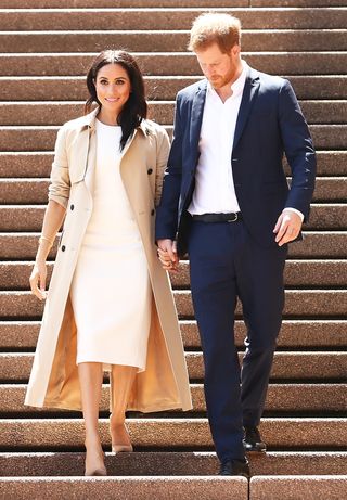 meghan-markle-maternity-outfits-270314-1539795742009-image