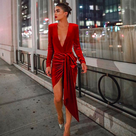 17 Long-Sleeve Holiday Dresses to Wear for the Party Season | Who What Wear