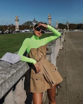 green-sweater-outfits-270921-1540487200714-main