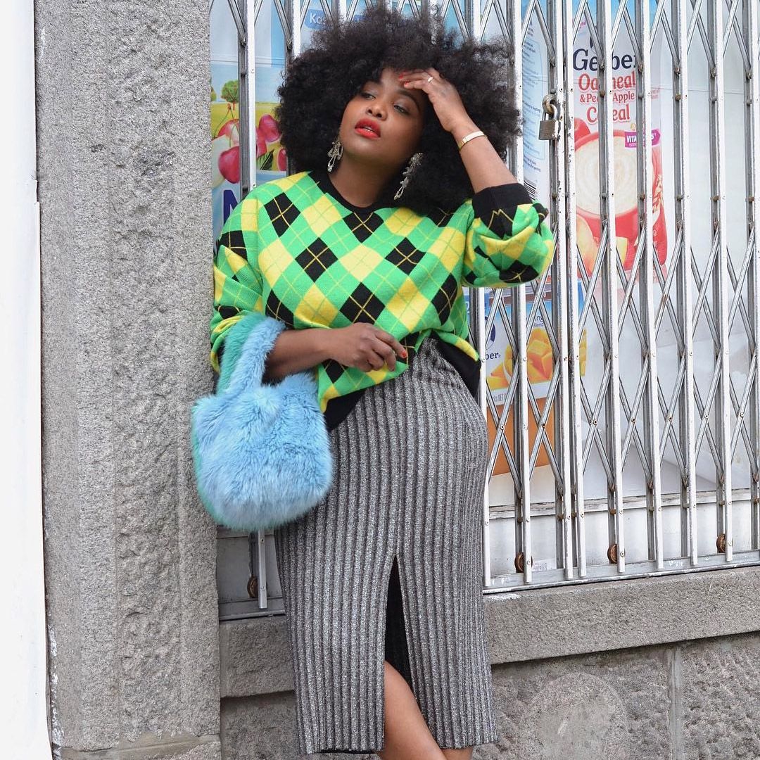 These 15 Green Sweater Outfits Will Brighten Up Your Winter | Who What Wear