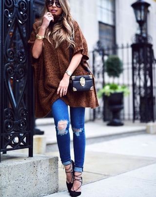 long-sweater-outfits-271073-1540600833109-main