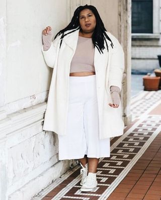all-white-winter-outfits-271084-1540676415389-main