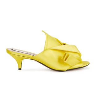 No. 21 + Yellow Knotted Satin Sandals