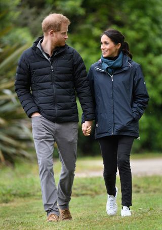 meghan-markle-sold-out-shoes-271274-1540852430942-image