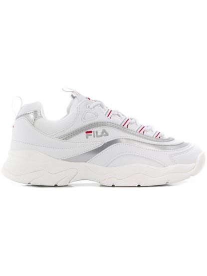 fila shoes with jeans