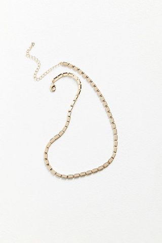 Urban Outfitters + Molly Link Chain Necklace