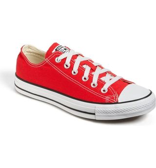 Converse + Chuck Taylor Low Top Sneakers