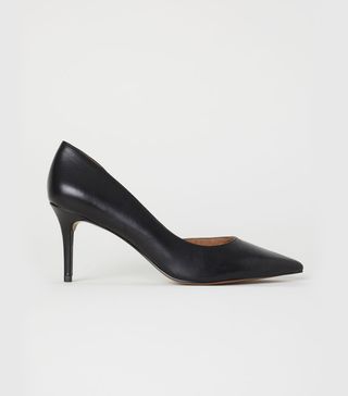 H&M + Pumps With Pointed Toes