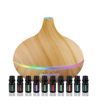 Pure Daily Care + Ultimate Aromatherapy Diffuser & Essential Oil Set