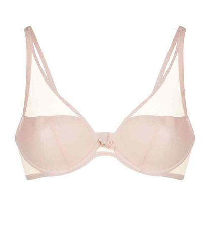 The Bra Style French Girls Love | Who What Wear