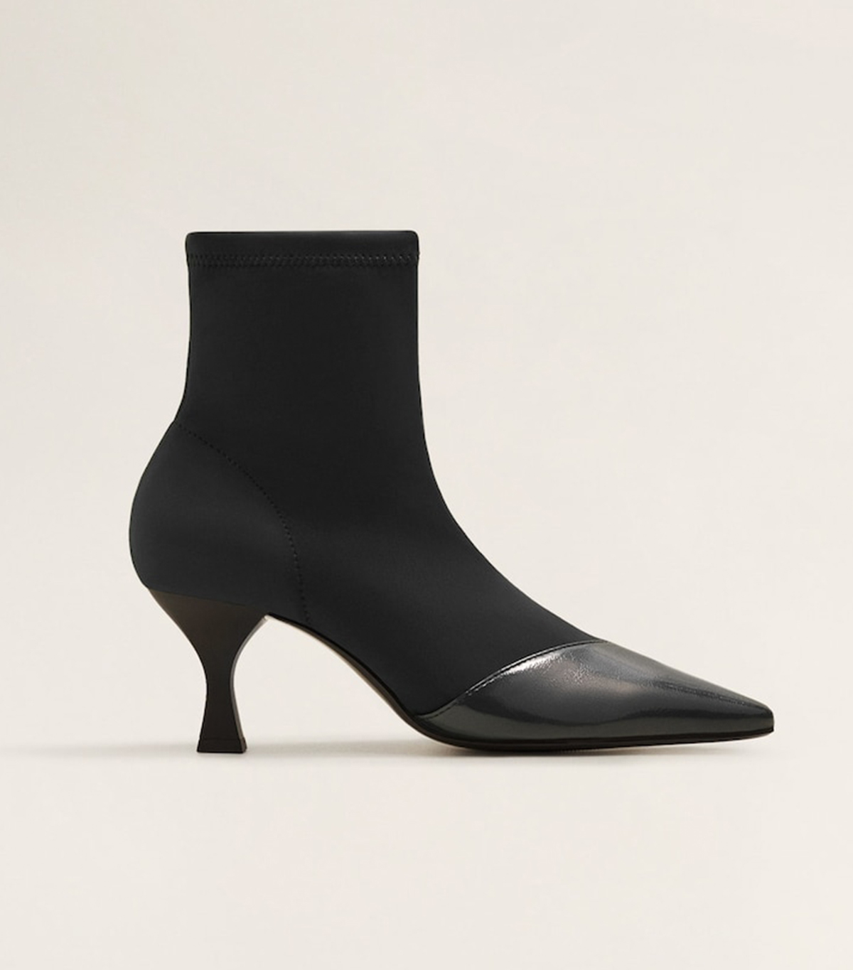 Celine Madame Boots Black Online Sale. 